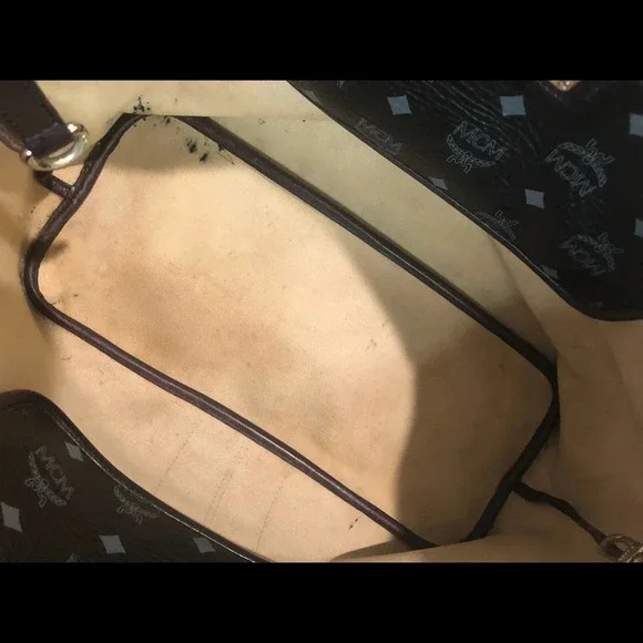 MCM Lion Princess Tote - Picture 8 of 12